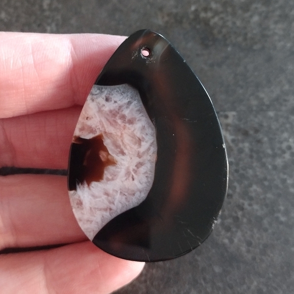 Black And Pink Druzy Agate Teardrop Pendant Gemstone - Picture 2 of 2